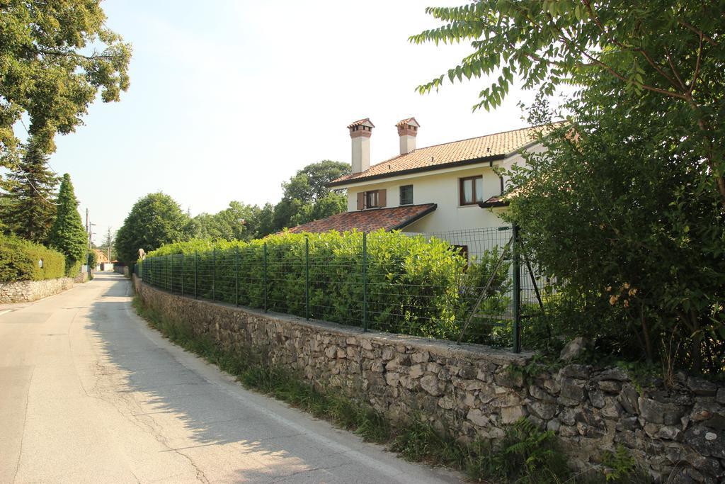 Stirenca B&B Trieste Bagian luar foto